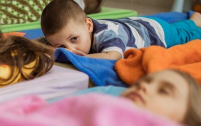 Mikor hagyják abba a gyerekek a délutáni alvást?