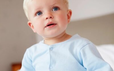 Esti lefekvés után 20–30 perccel megébred a baba – miért történik ez, és mit tehetsz ellene?