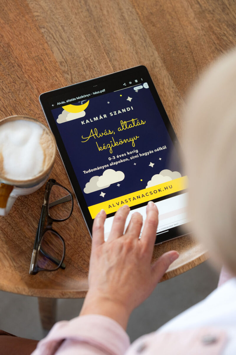 Alvás, altatás kézikönyv PDF